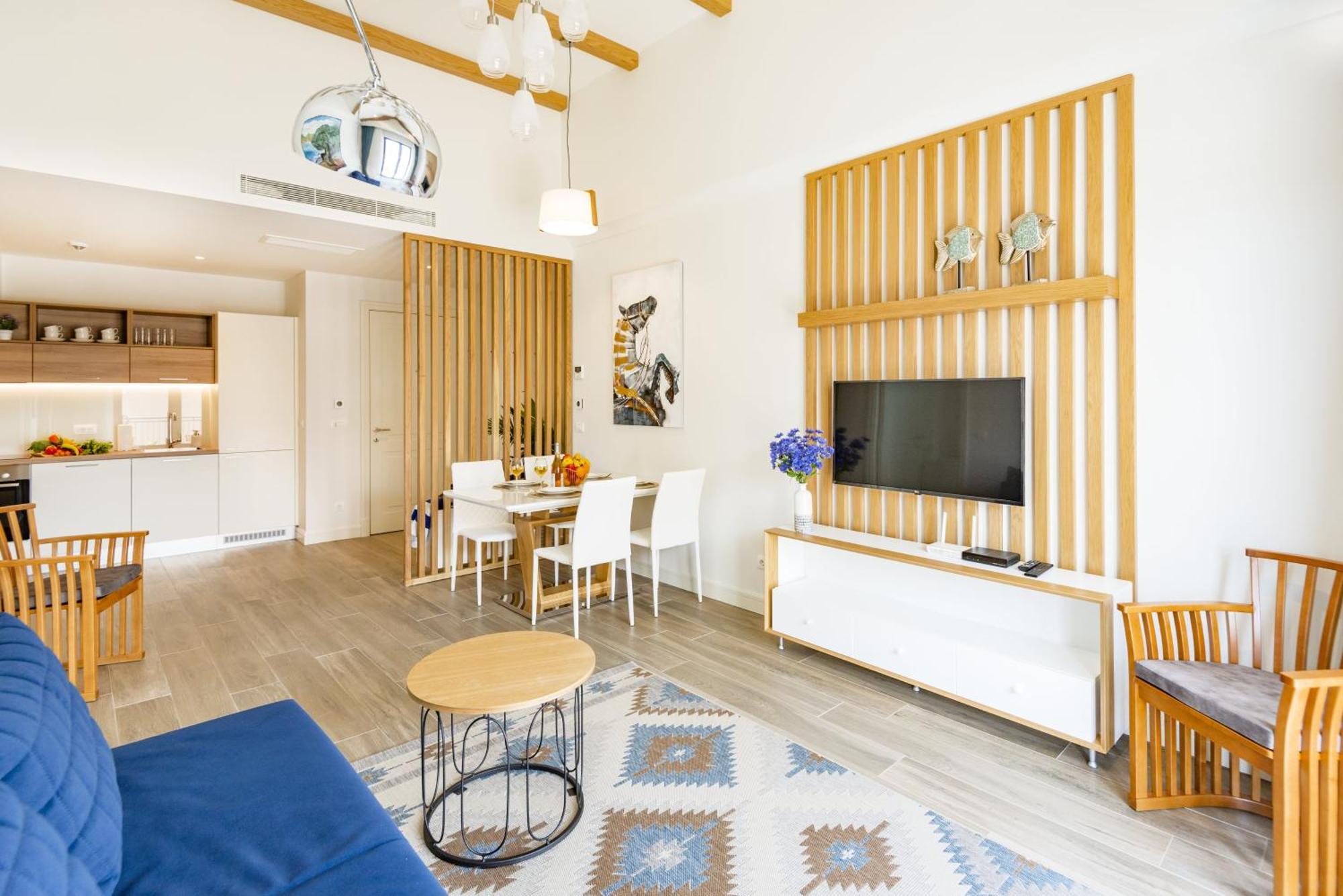Lustica Apartments Central Tivat Pokoj fotografie